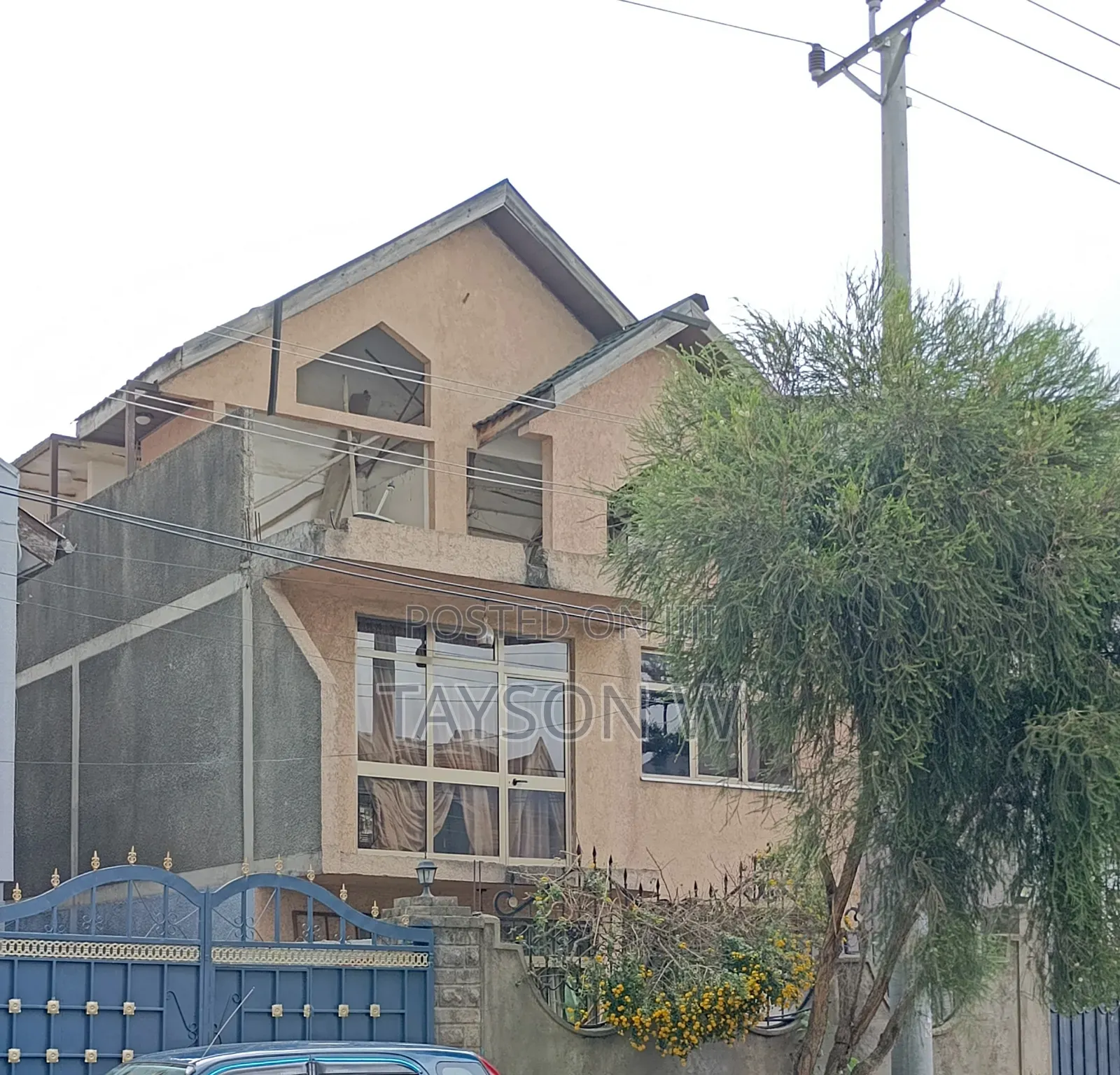 5bdrm House in Addis Ababa Semit, Bole for sale