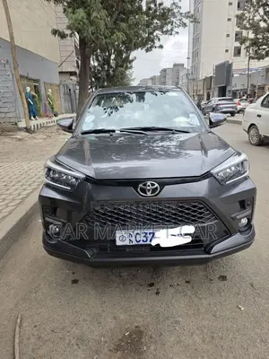 Toyota Raize 1.0 AWD 2023 Gray