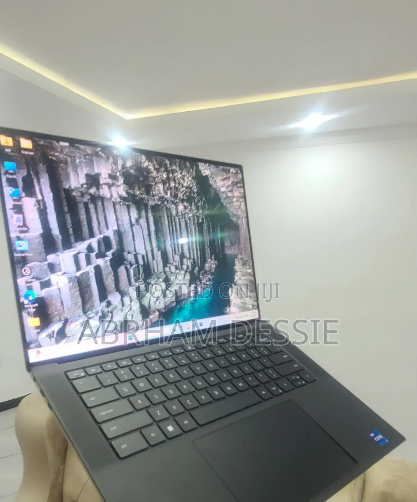 New Laptop Dell XPS 15 16GB Intel Core i7 SSD 512GB