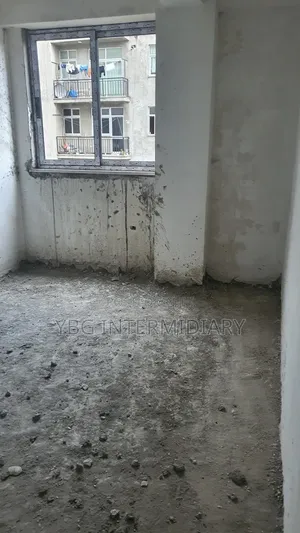 4bdrm Apartment in Appartment, Yeka for sale