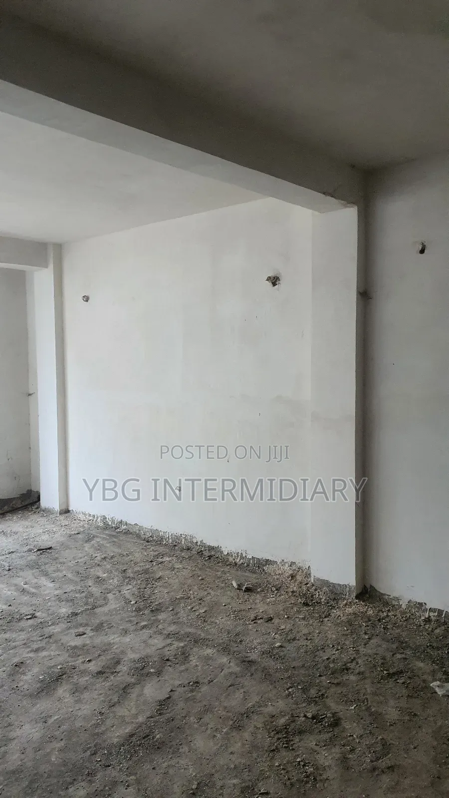 4bdrm Apartment in Appartment, Yeka for sale