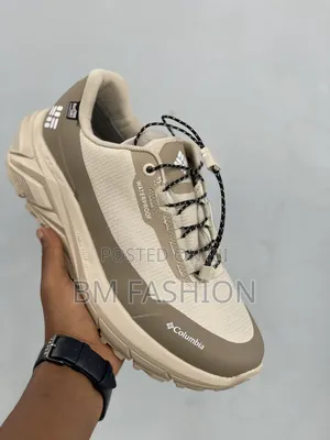 Columbia Khaki Beige Waterproof Hiking Sneakers