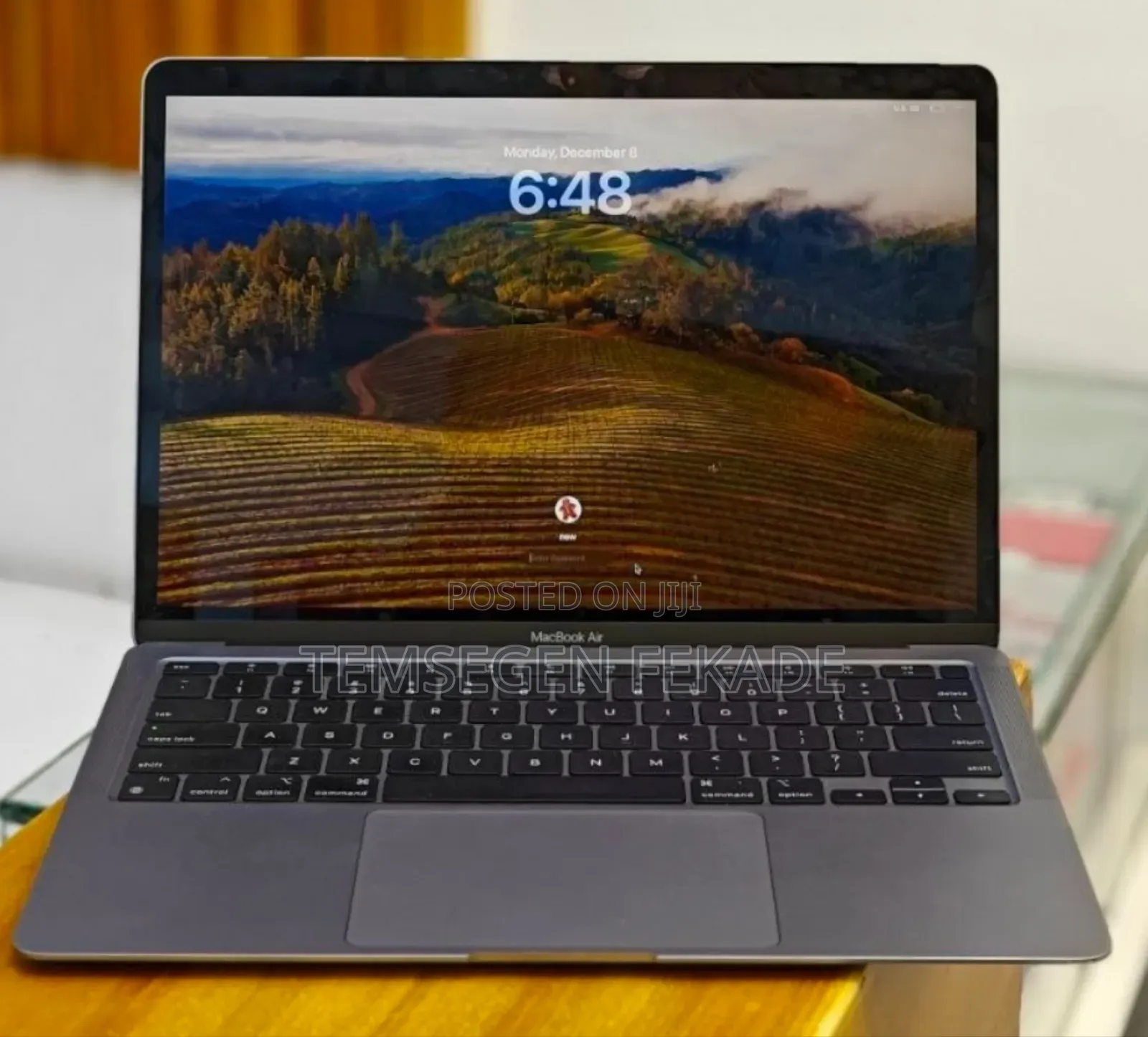 New Laptop Apple MacBook Air 2020 M1 8GB Apple M1 Pro SSD 256GB