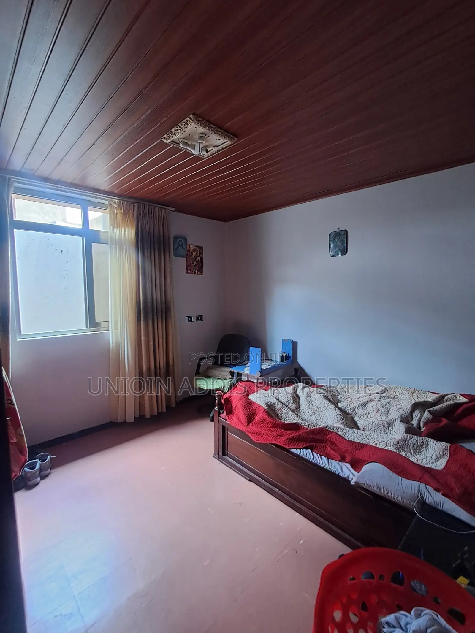 Furnished 4bdrm Villa in Gullele for sale