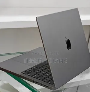 New Laptop Apple MacBook Pro 2023 M3 14-inch 8GB Apple M3 Pro SSD 512GB