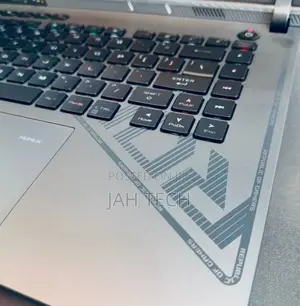 New Laptop Asus ROG Strix G17 32GB Intel Core i9 SSD 2T