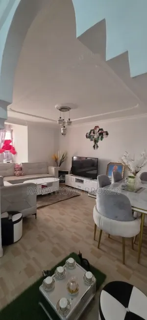 Furnished 3bdrm Condo in ቦሌ አራብሳ ኮንዶሚኒየም, Yeka for sale