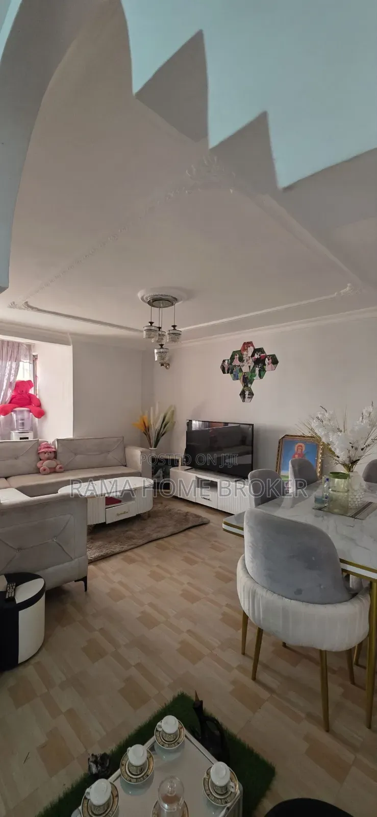 Furnished 3bdrm Condo in ቦሌ አራብሳ ኮንዶሚኒየም, Yeka for sale