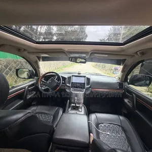 Toyota Land Cruiser 2016 Matt Black