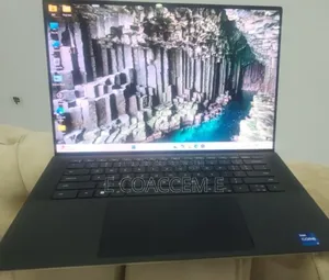 New Laptop Dell XPS 15 9510 16GB Intel Core i7 SSD 512GB