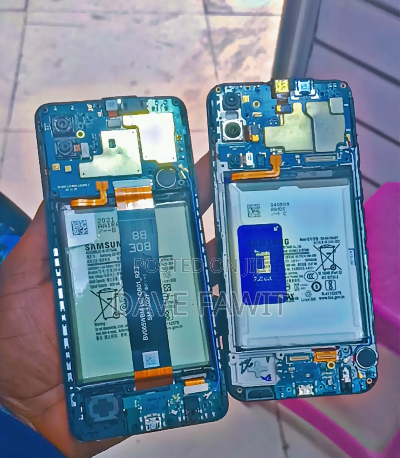 Mobile Screen And Battery በዋስትና እንቀይራለን