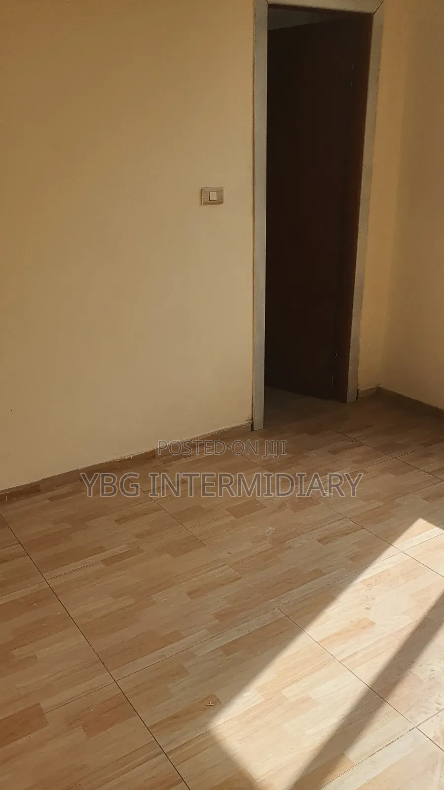 Furnished 3bdrm Apartment in Appartment, Yeka for sale