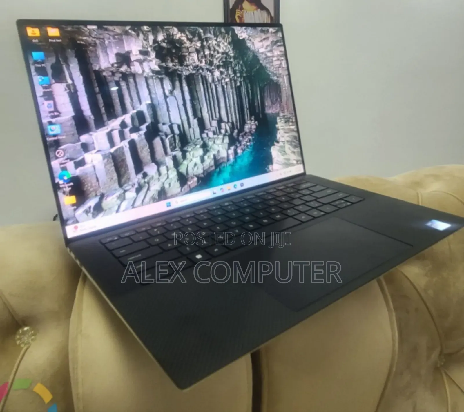 New Laptop Dell XPS 15 9510 16GB Intel Core i7 SSD 512GB