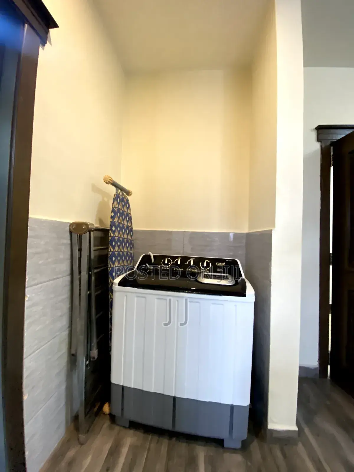 Furnished 1bdrm Apartment in Bole for rent
