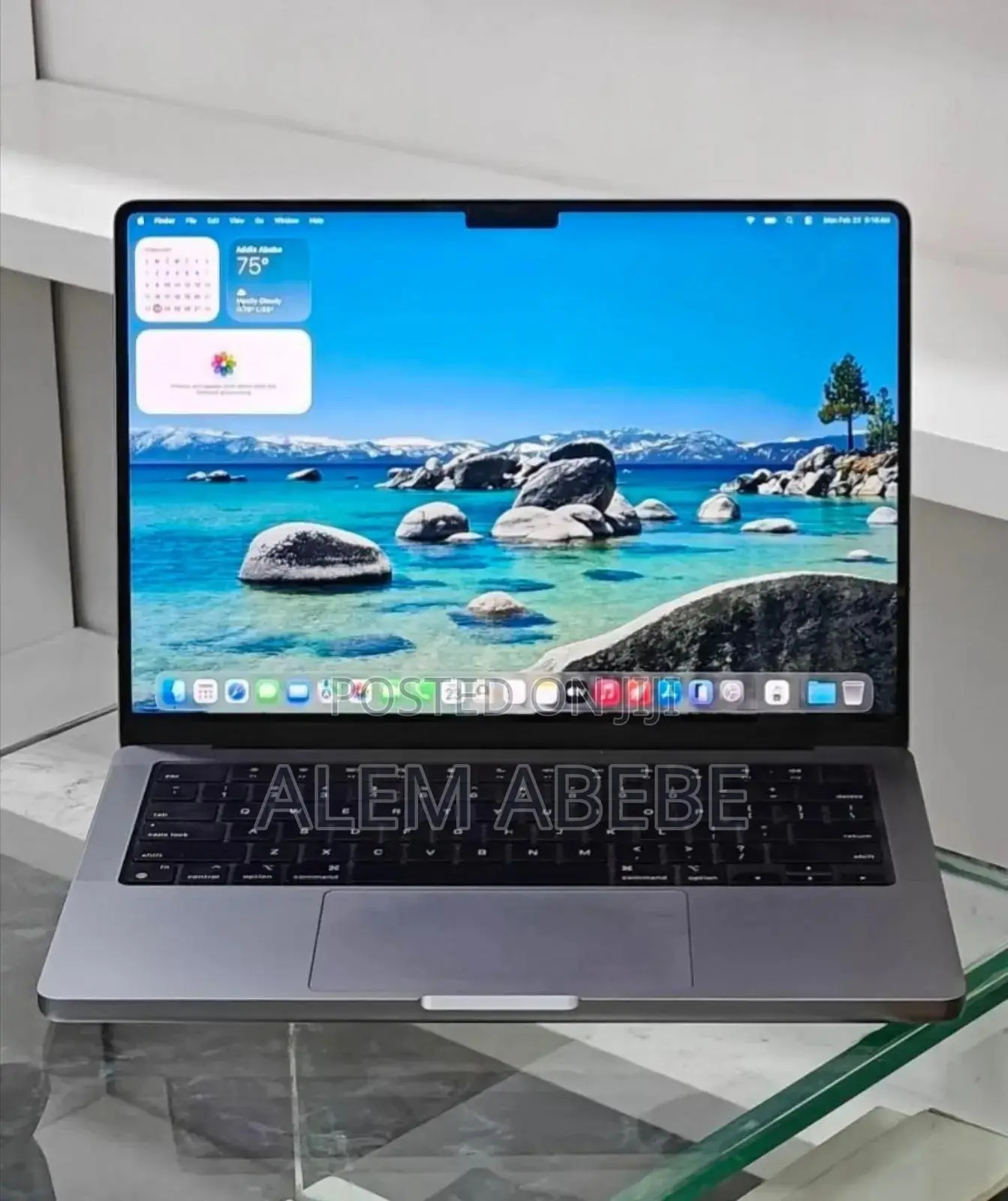 New Laptop Apple MacBook Pro 2023 M3 14-inch 8GB Apple M3 Pro SSD 512GB