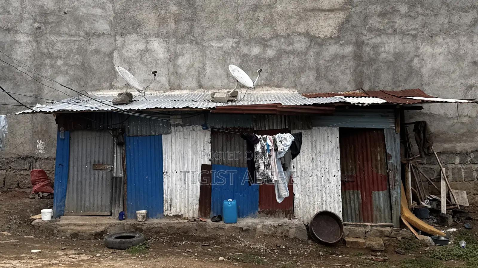 አስቸኳይ የሚሸጥ 450 ካ.ሜ ቦታ - ሰሚት 3ተኛ በር 450 Sq. M Land for Sale in Summit