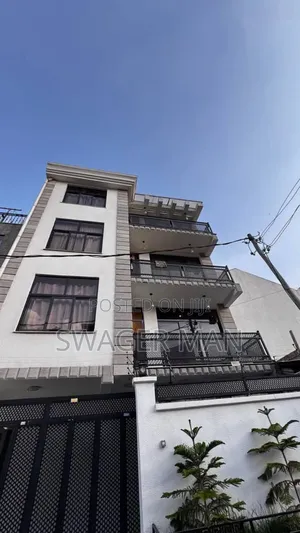 Furnished 7bdrm Townhouse/Terrace in Ayat, Yeka for sale