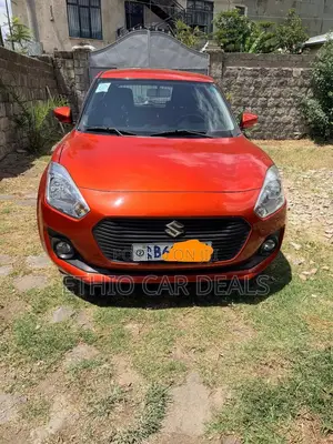 Suzuki Swift 2020 Orange