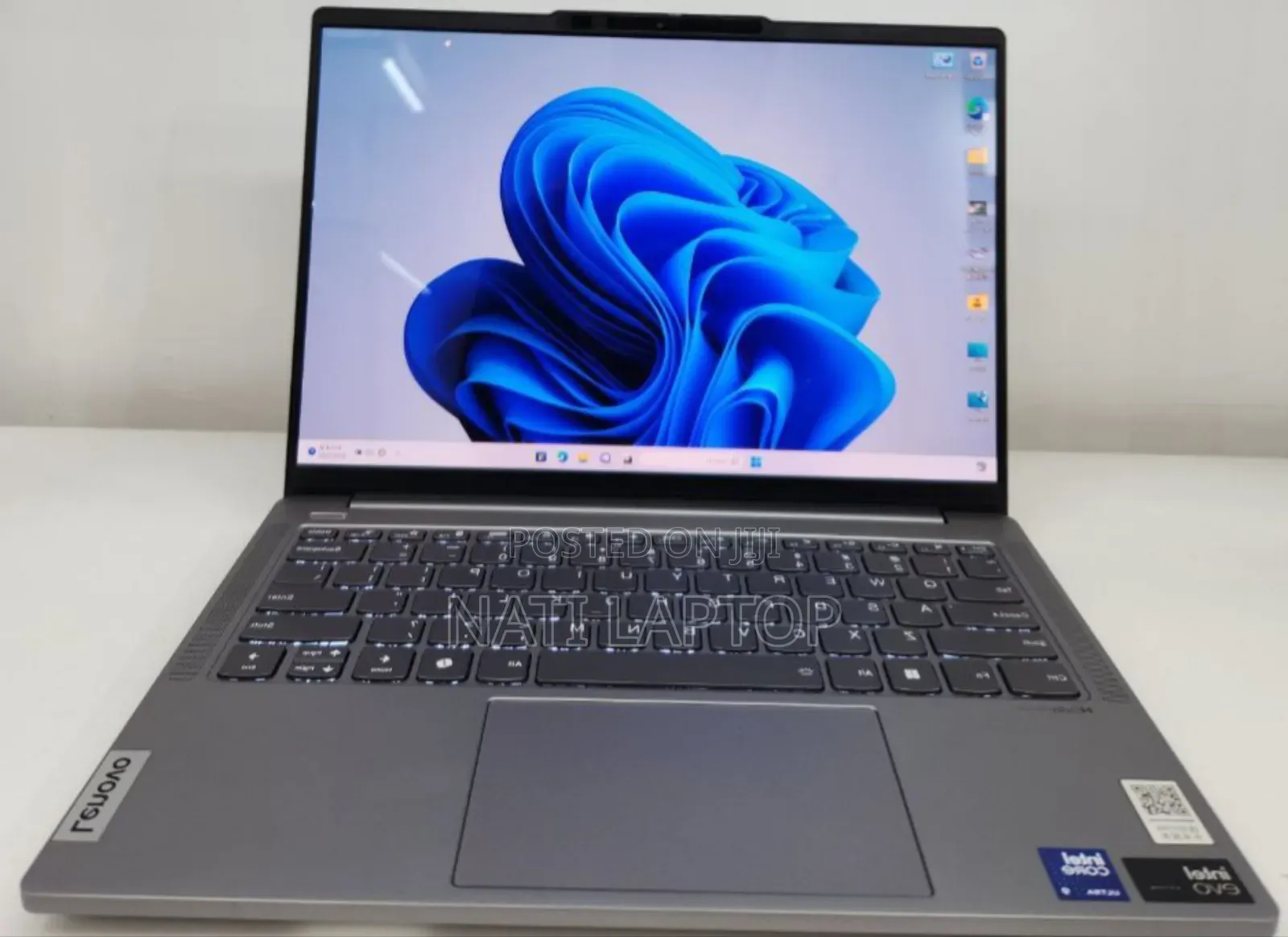 New Laptop Lenovo 32GB Intel Core Ultra 9 SSD 512GB