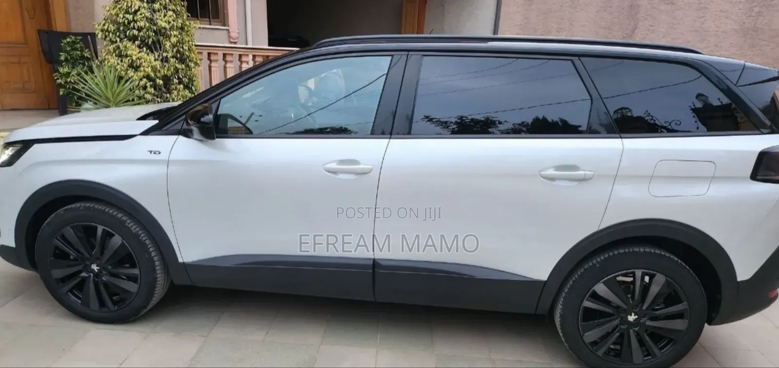 Peugeot 5008 2022 White