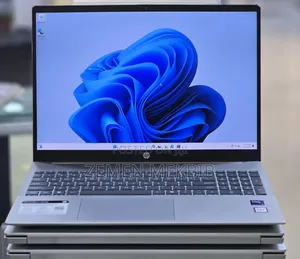 New Laptop HP Pavilion 15 8GB Intel Core Ultra 5 SSD 512GB