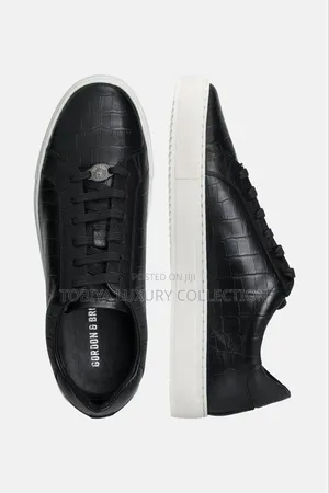 Gordon Bros
Leather Sneakers 'London' Black
 Order Yours Now
