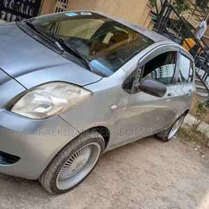 Toyota Yaris 1.0 VVT-i 2007 Silver
