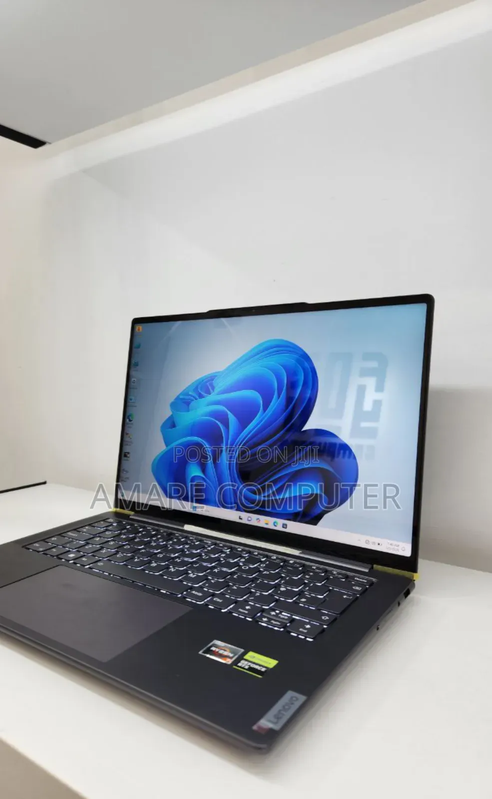 New Laptop Lenovo Yoga 7i 32GB AMD Ryzen 7 SSD 512GB