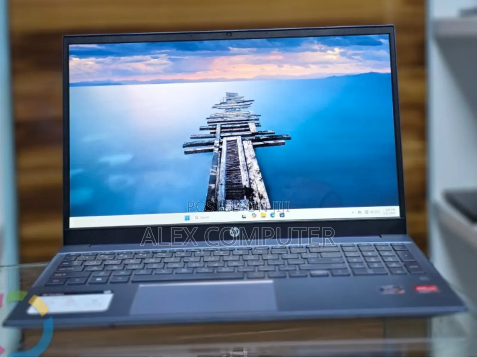 New Laptop HP Pavilion 15 16GB AMD Ryzen 7 SSD 512GB