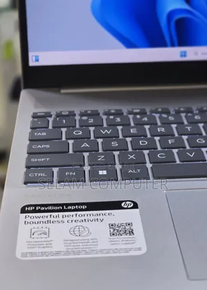 New Laptop HP Pavilion 15 8GB Intel Core Ultra 5 SSD 512GB