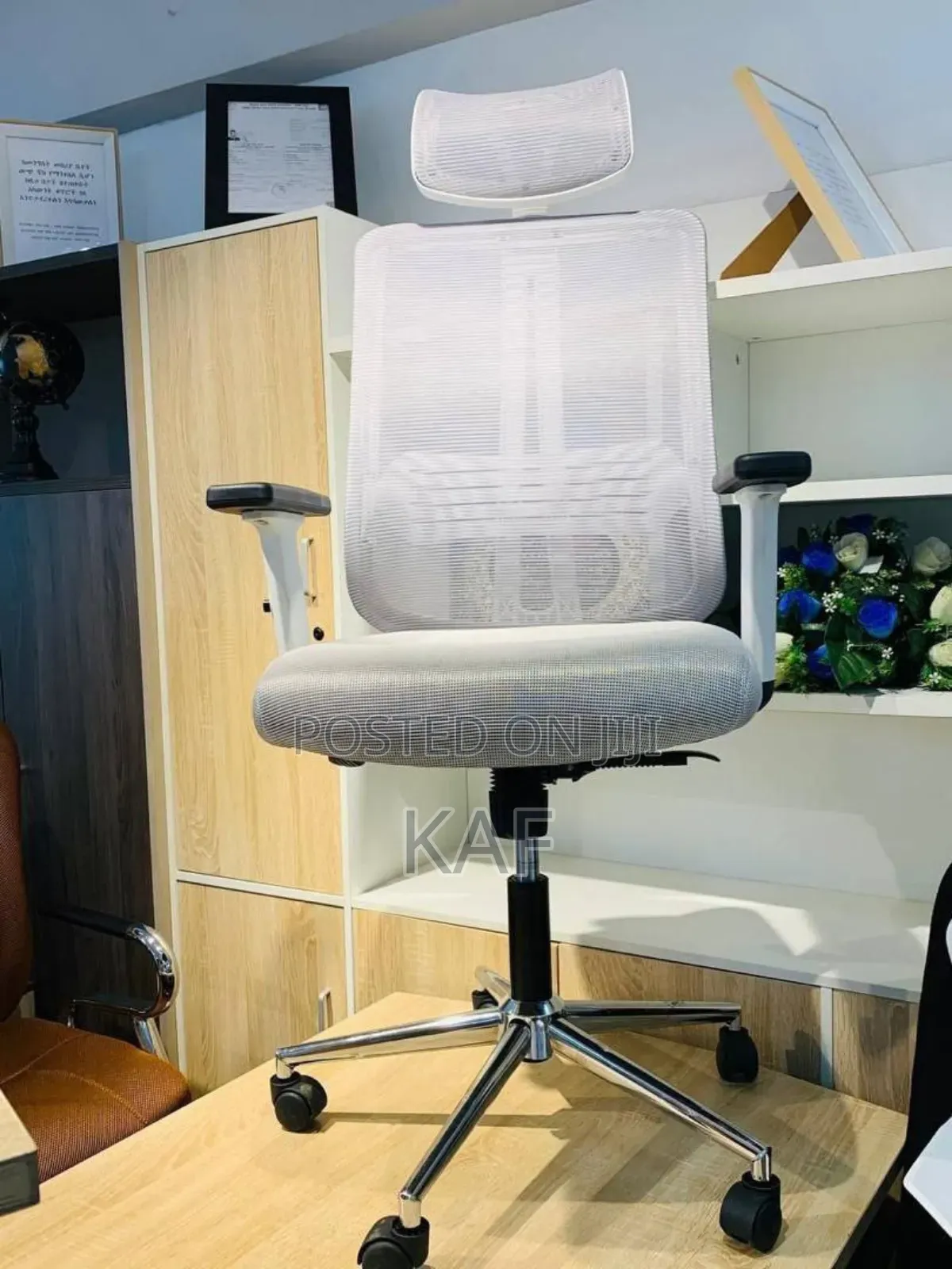 Gery High Back Chair