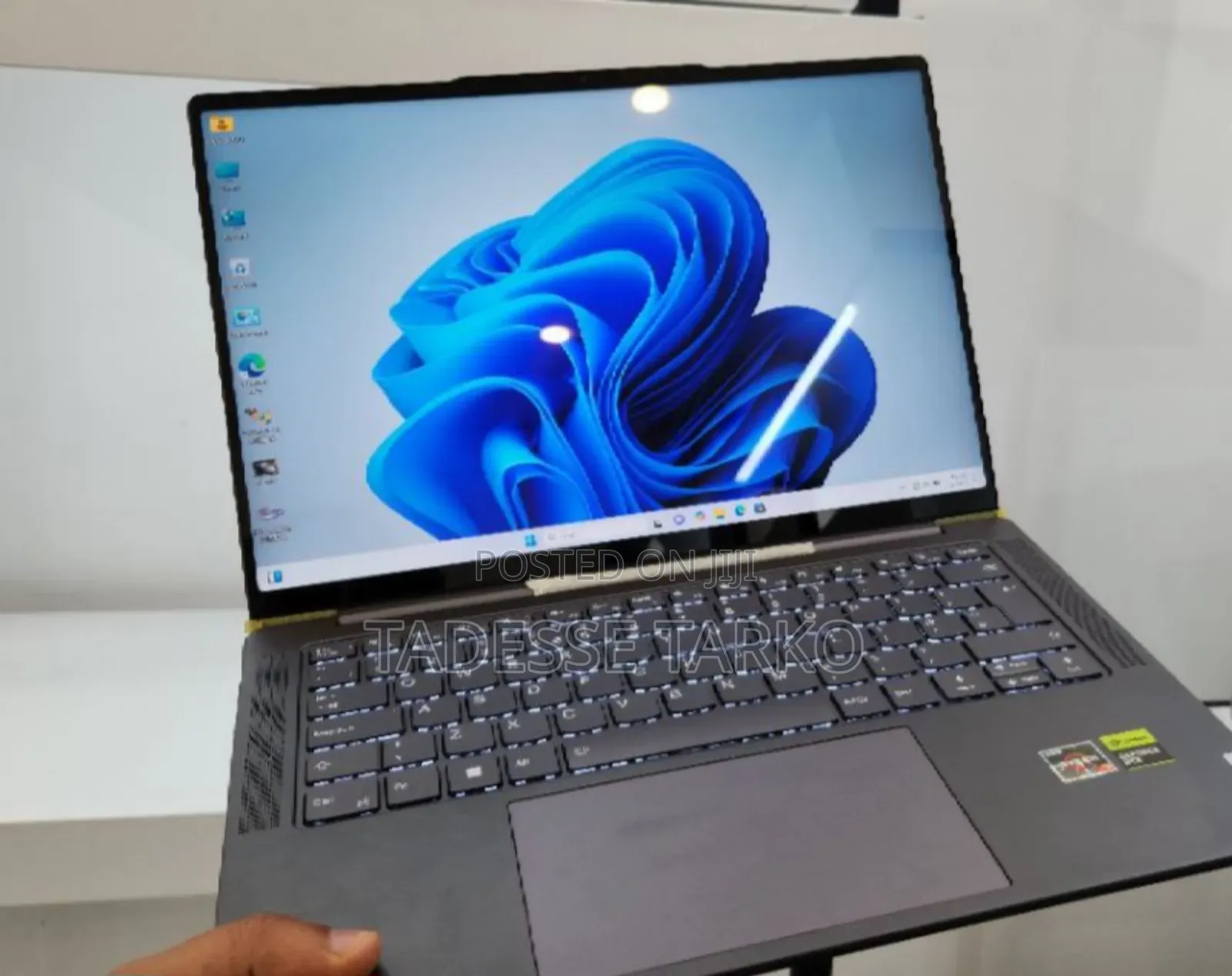 New Laptop Lenovo Yoga 7i 32GB AMD Ryzen 7 SSD 512GB