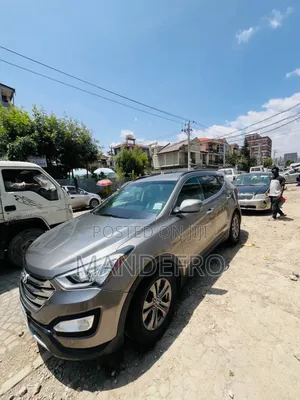 Hyundai Santa Fe 2015 Gray