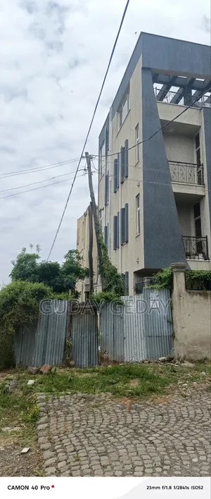 Furnished 6bdrm House in Akaky Kaliti for sale