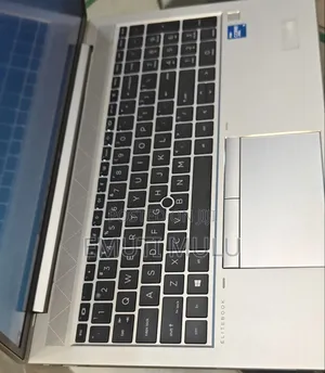 New Laptop HP EliteBook 840 G8 16GB Intel Core i5 SSD 512GB