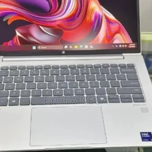 New Laptop HP ProBook 440 G10 8GB Intel Core Ultra 5 SSD 512GB
