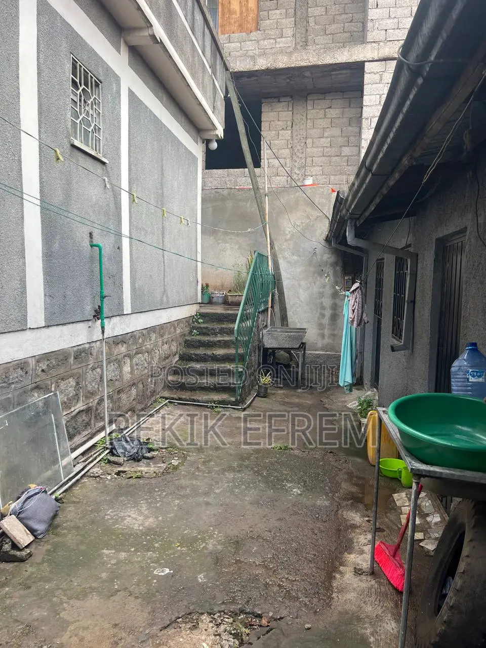 3bdrm Villa in Akaky Kaliti for sale