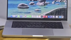 New Laptop Apple MacBook Pro 2016 32GB Intel Core i7 SSD 512GB