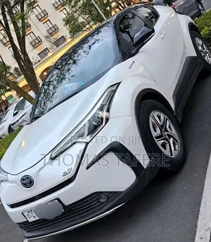 Toyota C-HR 2022 White