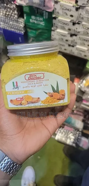 Skin Doctor Turmeric Whitening Scrub