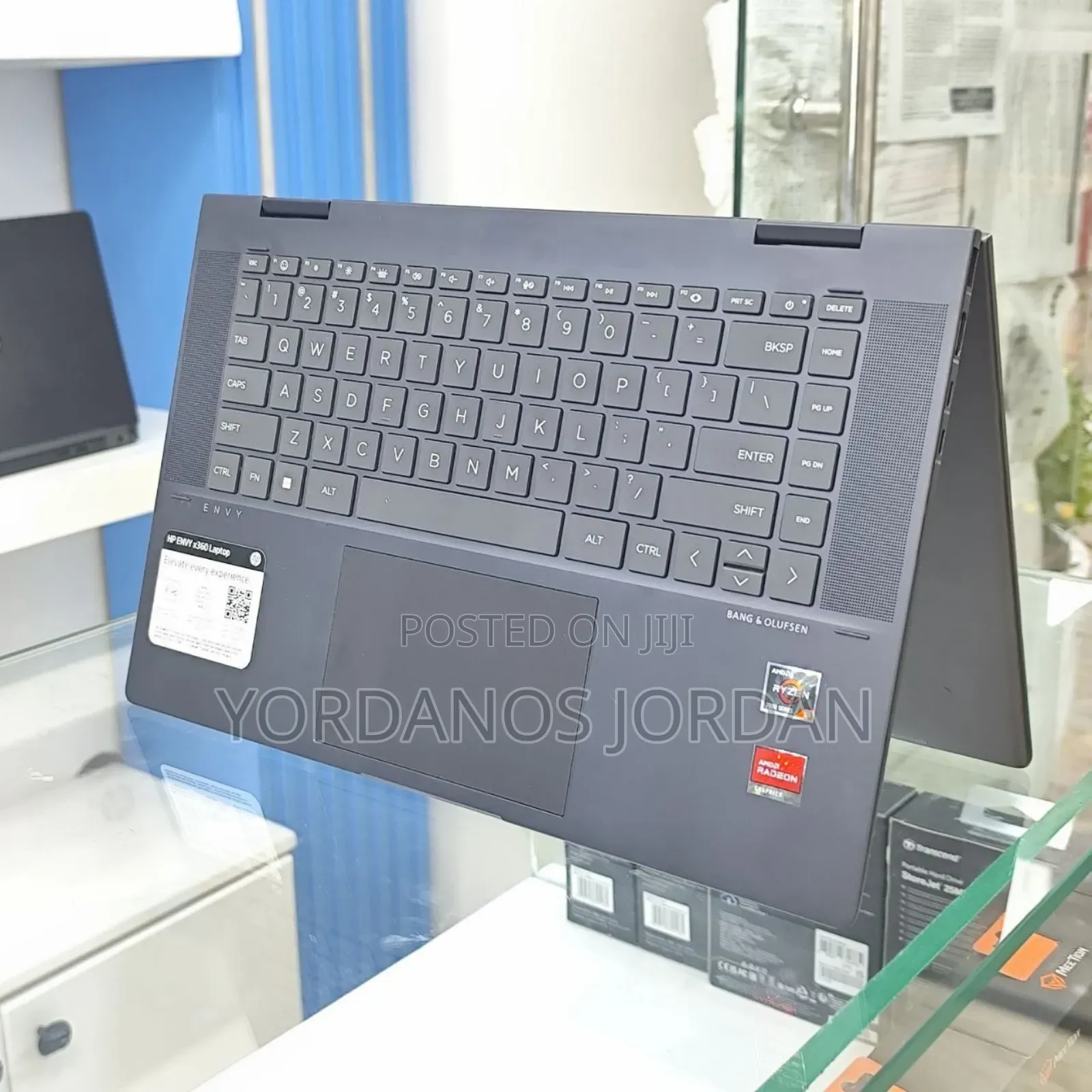 New Laptop HP Envy X360 8GB AMD Ryzen 5 SSD 512GB