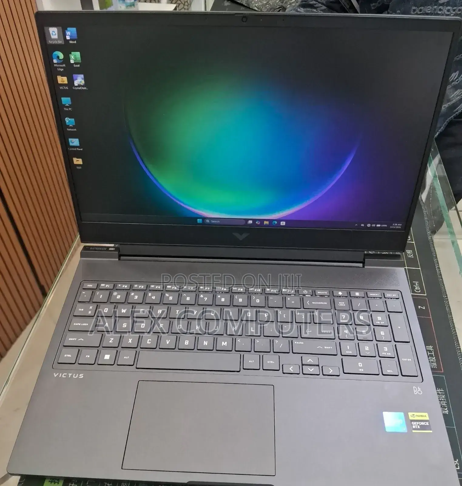 New Laptop HP Victus 15 16GB Intel Core i7 SSD 1T
