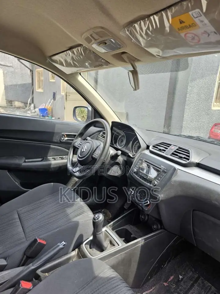 New Suzuki Dzire 2024 Silver