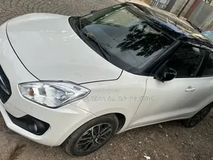 Suzuki Swift 2022 White