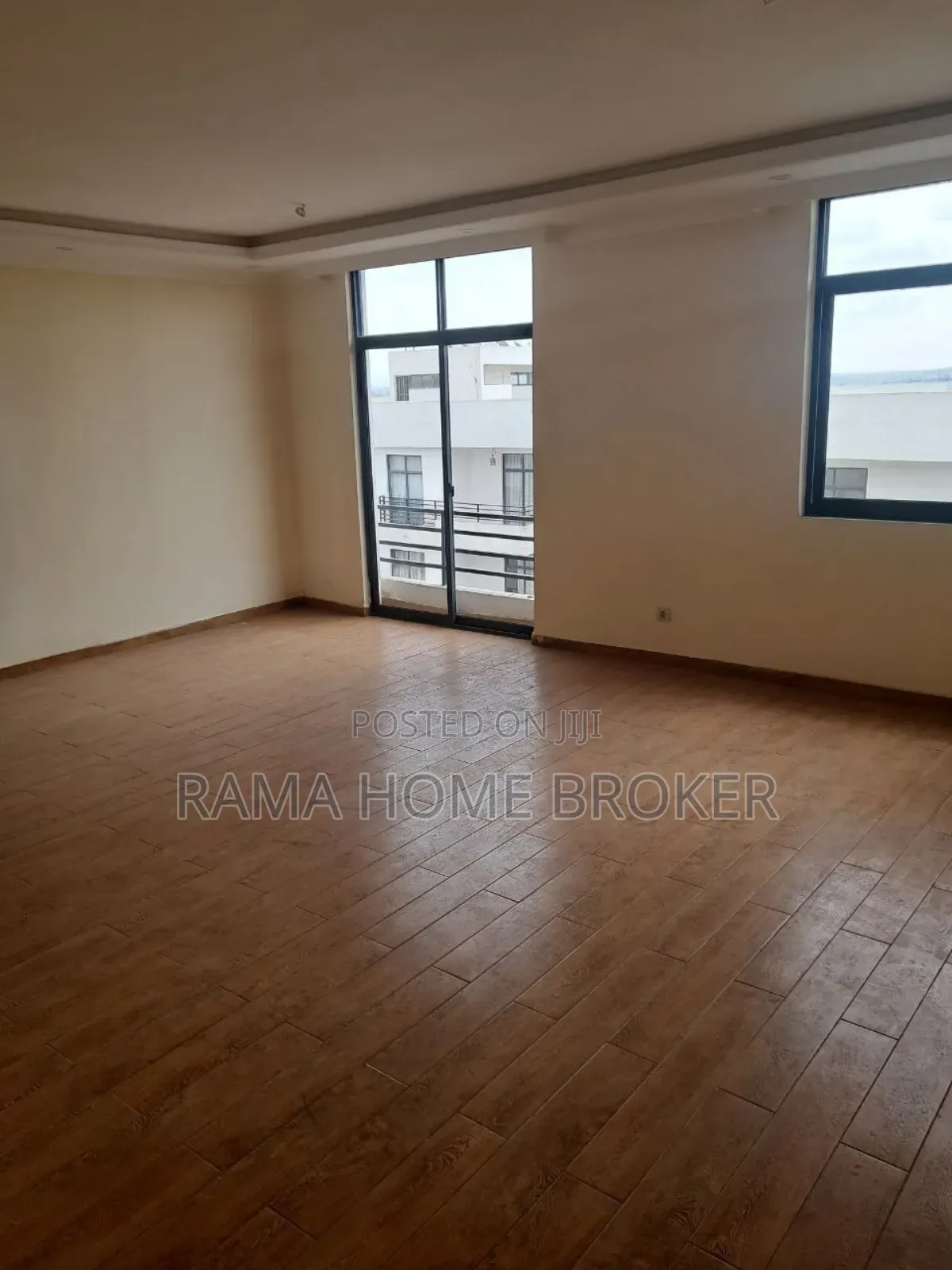 Furnished 2bdrm Apartment in አያት ኖህ, Yeka for sale