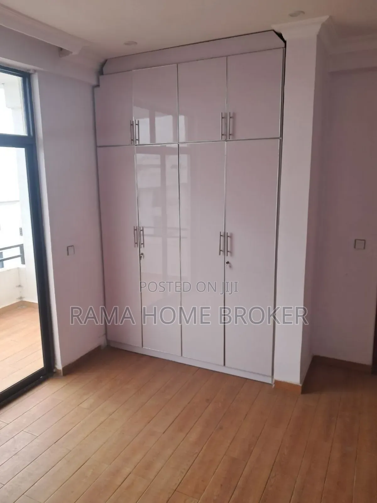 Furnished 2bdrm Apartment in አያት ኖህ, Yeka for sale