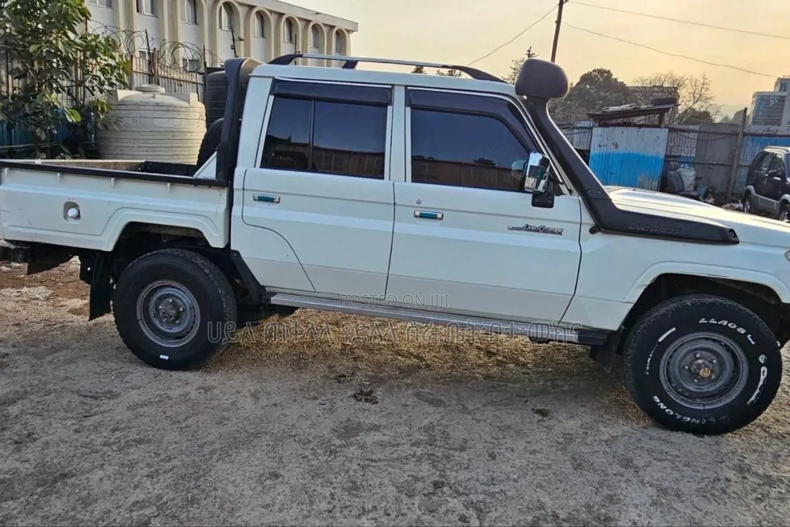 Toyota Land Cruiser 2018 White