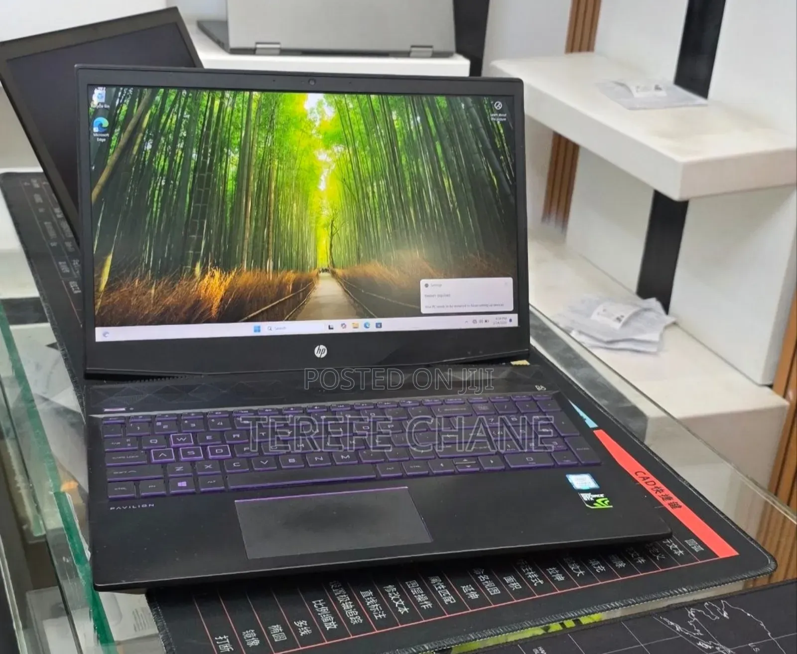 New Laptop HP Pavilion 15 8GB Intel Core i5 SSD 256GB