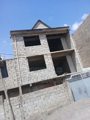 4bdrm House in House, Akaky Kaliti for sale