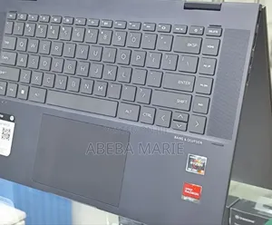 New Laptop HP Envy X360 8GB AMD Ryzen 5 SSD 512GB